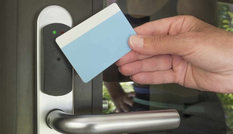 khóa thẻ từ khóa gì - lịch sử phát triển